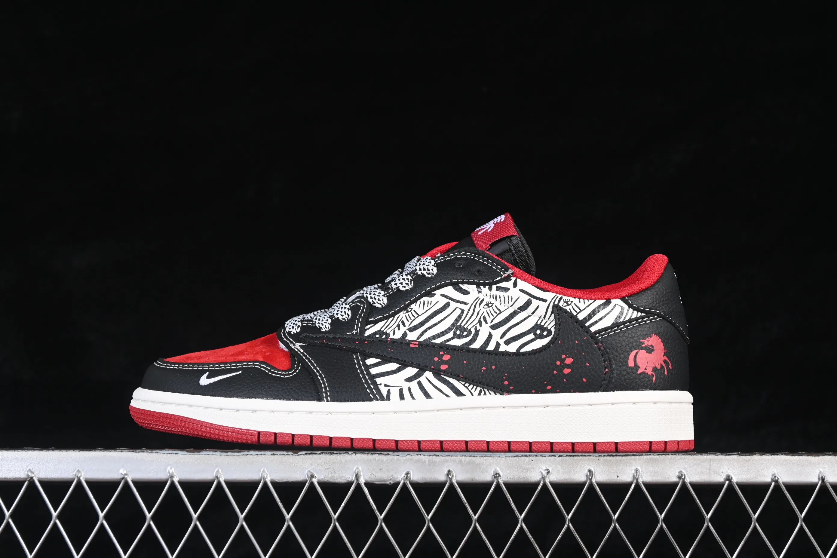 All categories Air Jordan Jordan series basketball shoes Air Jordan 1 Low High-end customized low-top sneakers Travis Scott x Fragment Design x Air Jordan 1 Low OG SP AJ1 Joe 1 Year of the Horse limited black and red zebra low-top cultural casual sneakers DZ2688-109
